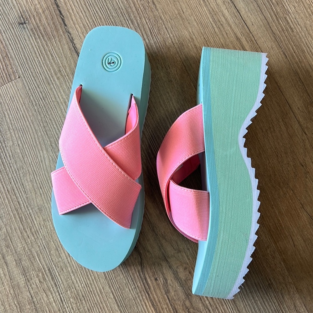 Urban Outfitters Eva Platform Sandals Slides size 8